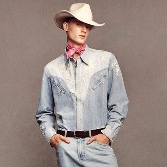Zara x Barbie Men’s Light Denim Embroidered Western Snap Button Shirt Large NWT - Picture 1 of 15